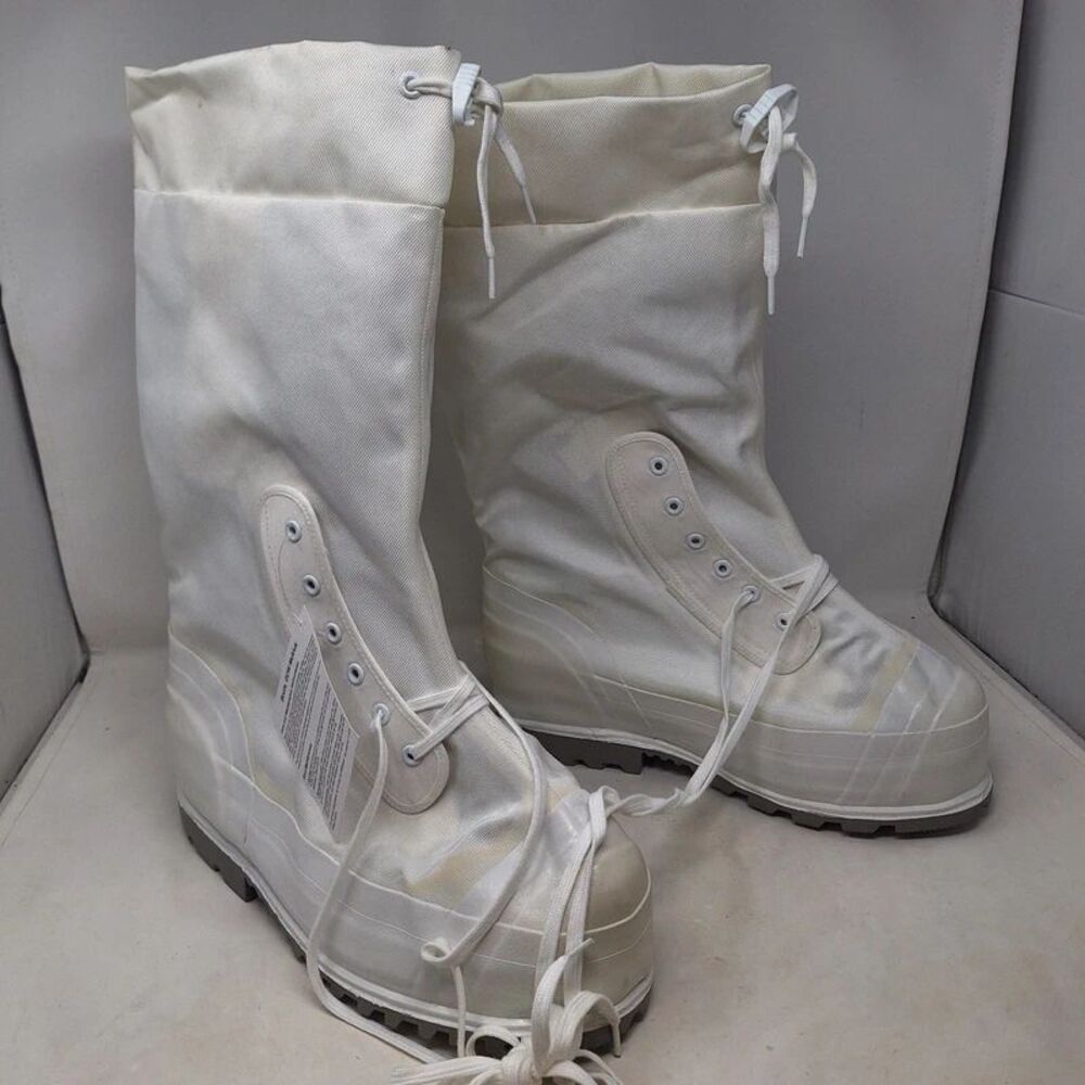 USGI White AirBoss Extreme Cold Weather MukLuks Boots Gorpcore Outdoor Size 11